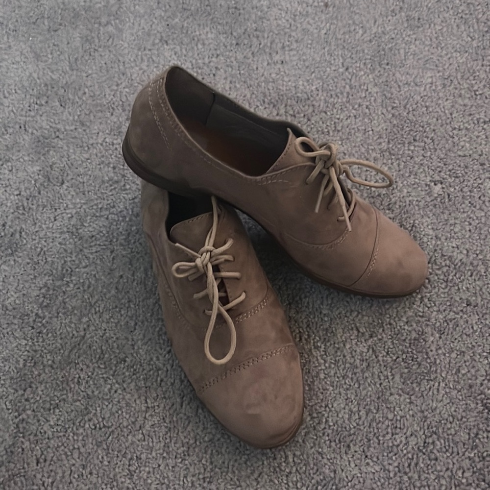 Dolce Vita Oxford Shoes